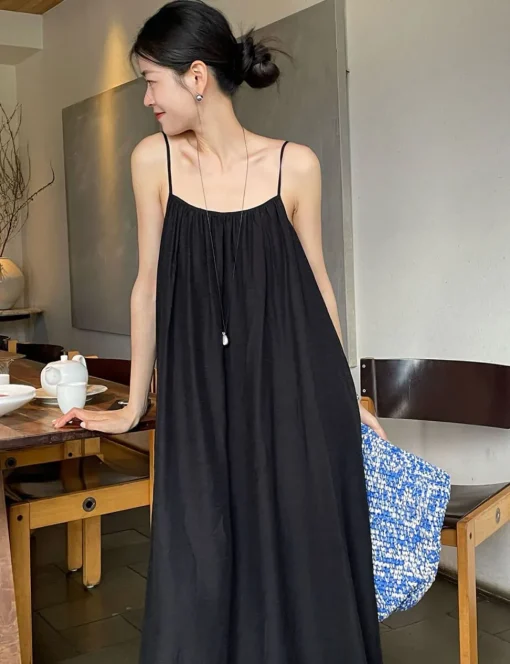 Antonia Black Dress