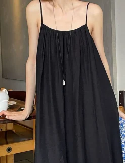 Antonia Black Dress