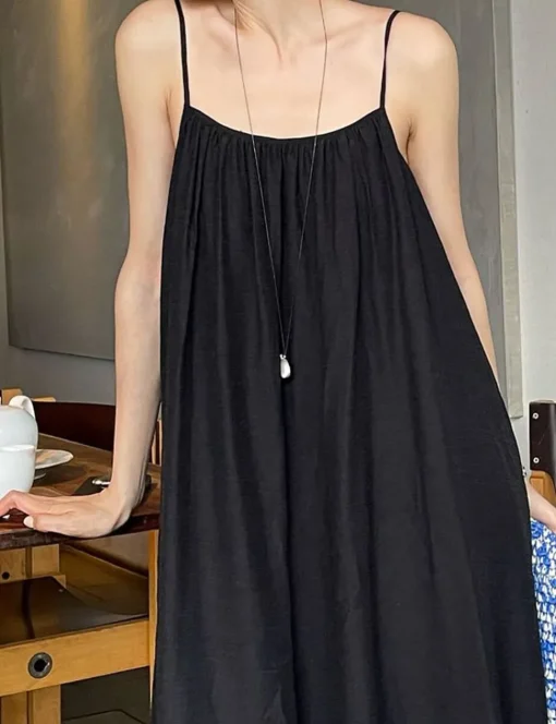 Antonia Black Dress