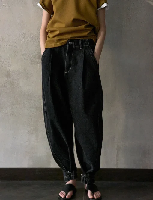 Barrel-Leg Cuffed Jeans