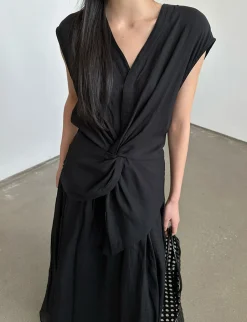 Black Twist Front Top-PREORDER