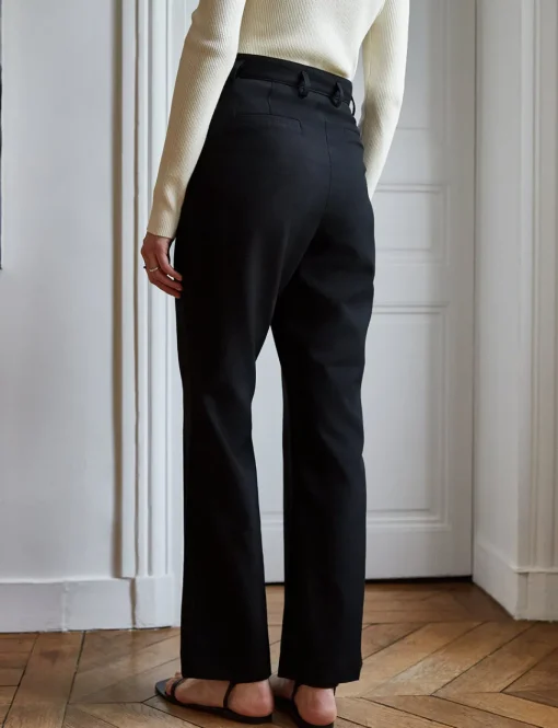 Daria Black Flared Pants